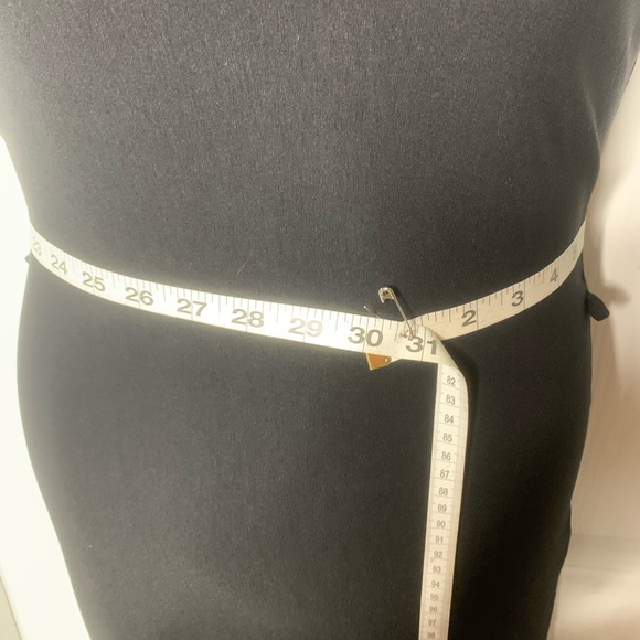 🎈Sleeveless turtleneck long dress in black. size Medium - Picture 14 of 15